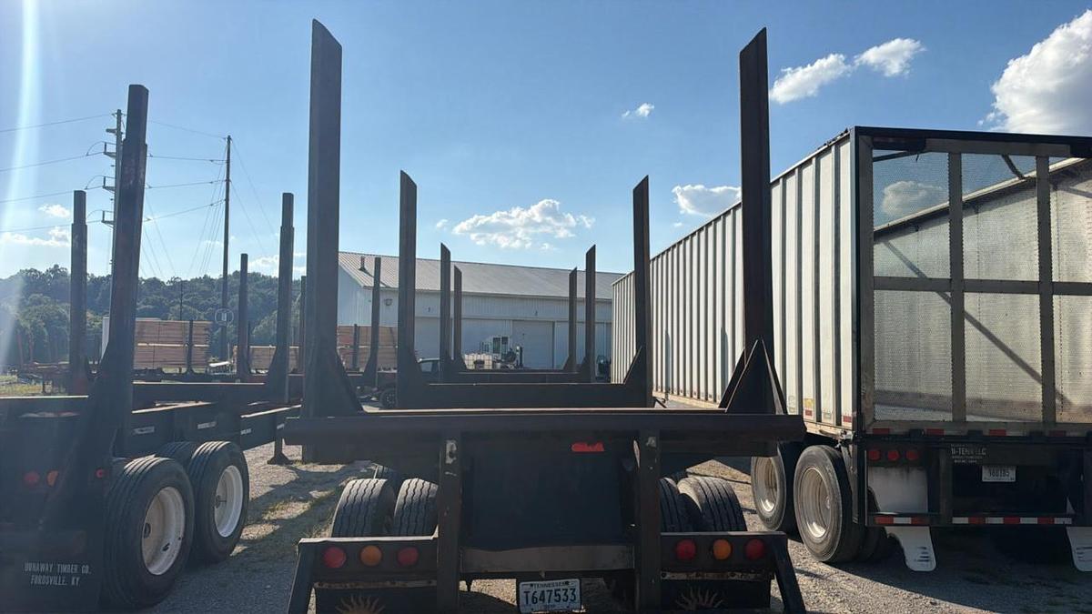 Used 1998 Sun Manufacturing Log Trailer