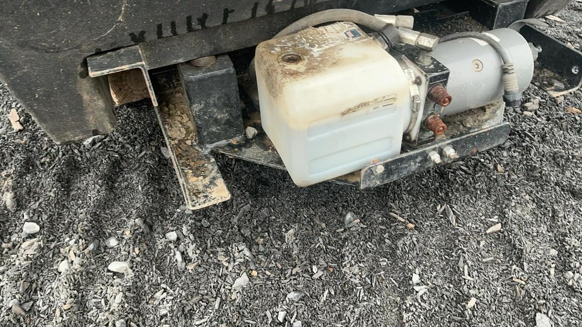 Used Dumper Dogg 5532000 Pickup Bed Insert