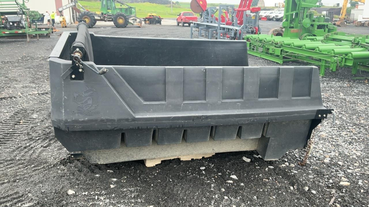 Used Dumper Dogg 5532000 Pickup Bed Insert