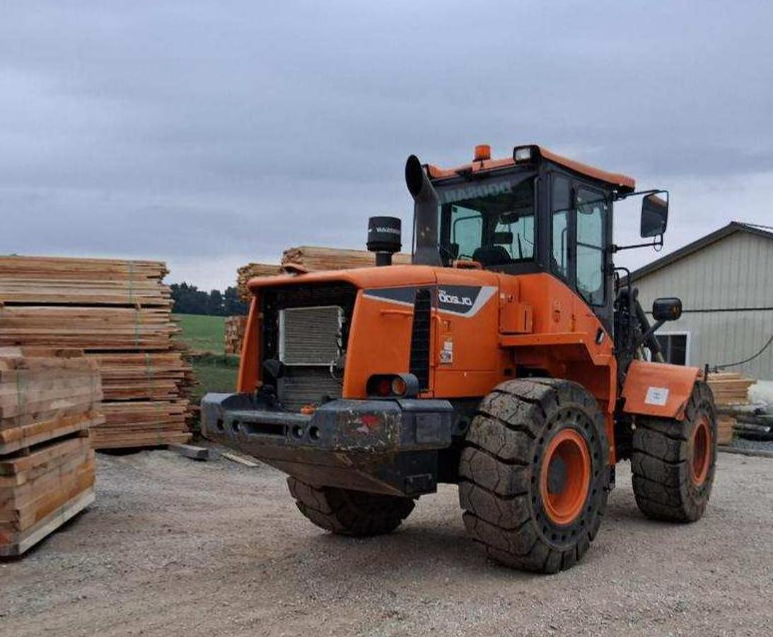 Used Doosan DL 200 Wheelloader