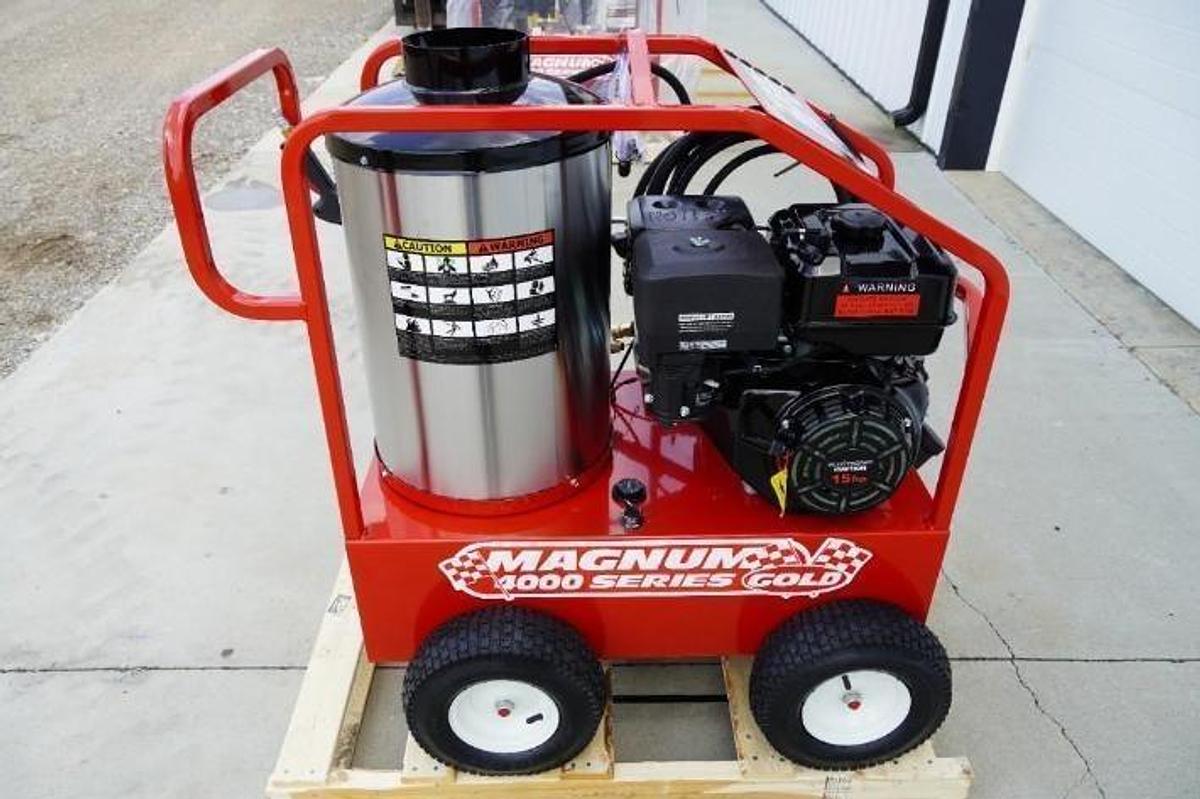 Used Magnum Gold 4000 Series Hot Water Pressure Washer