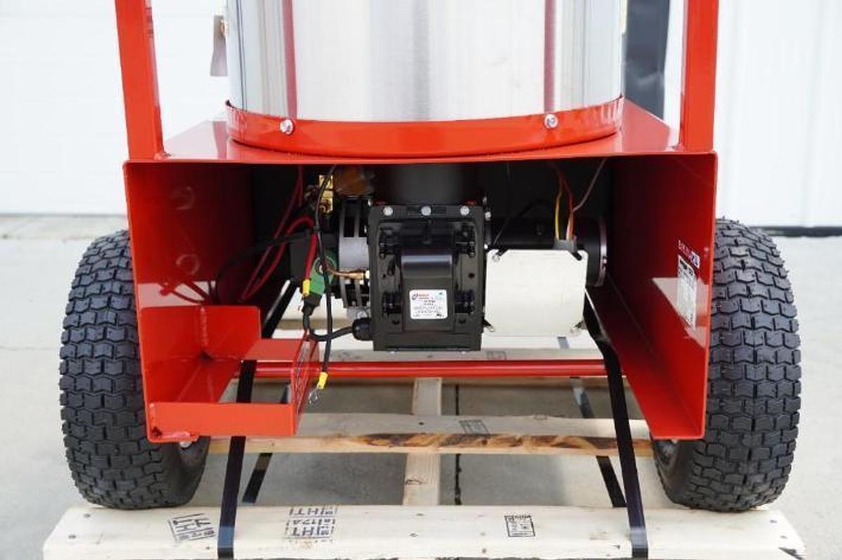 Used Magnum Gold 4000 Series Hot Water Pressure Washer