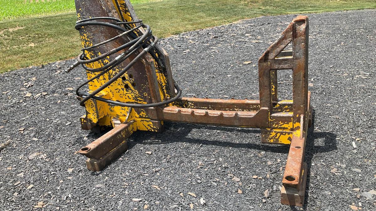 Used CSI 4400 Bucksaw