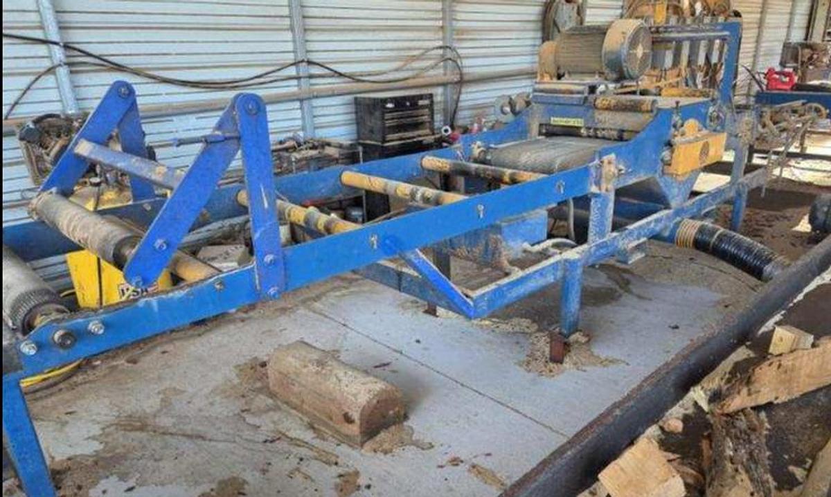 Used BBS - 0 36-30 Baker Band Mill & Baker Board Edger Setup