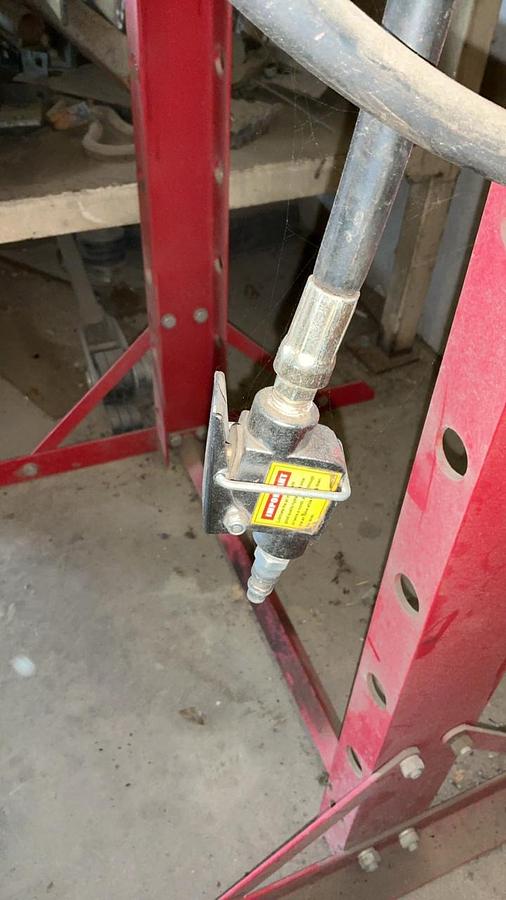 Used 20 Ton Shop Press