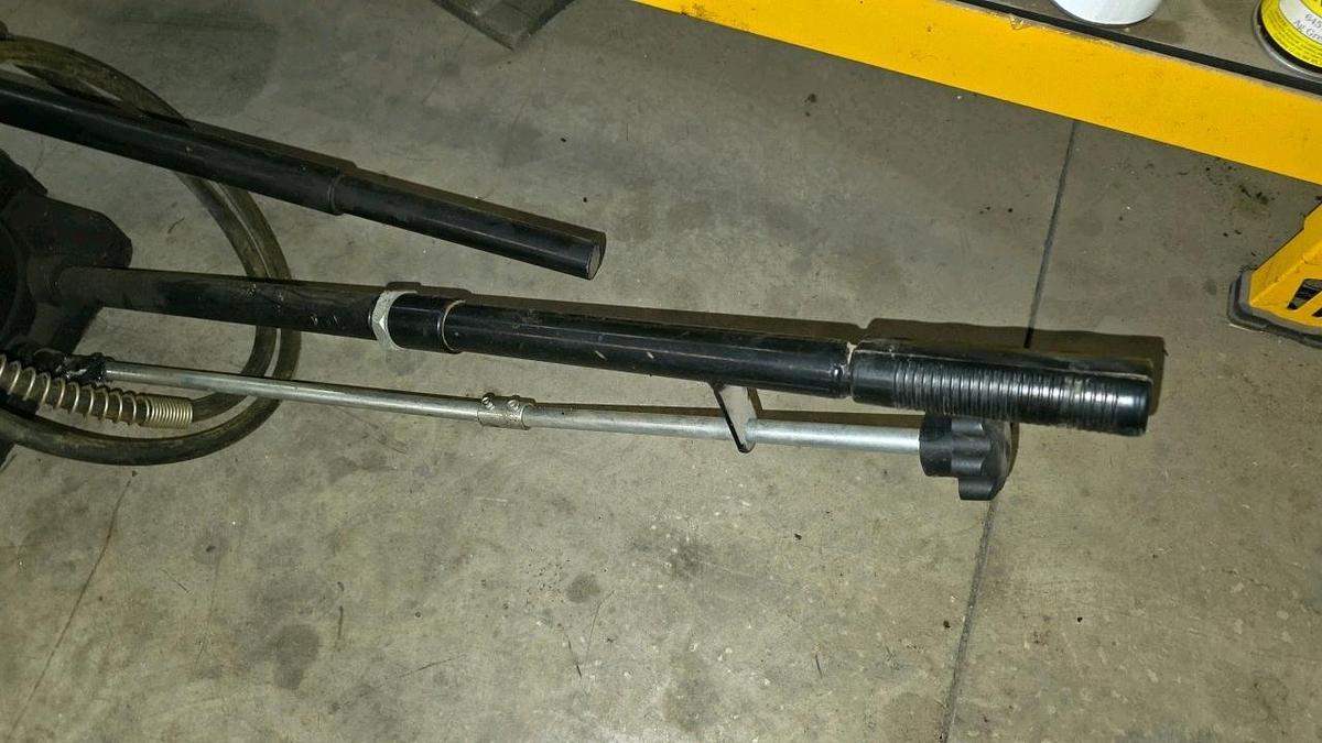 Used 40 Ton Bottle Jack