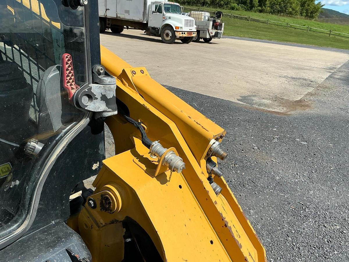 Used 2019 Cat 289D Compact Track Loader