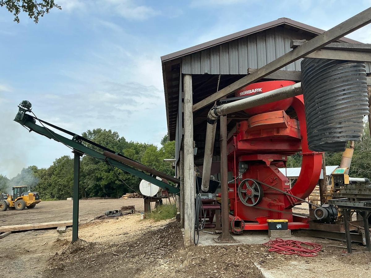 Used Morbark Chipper Entirety