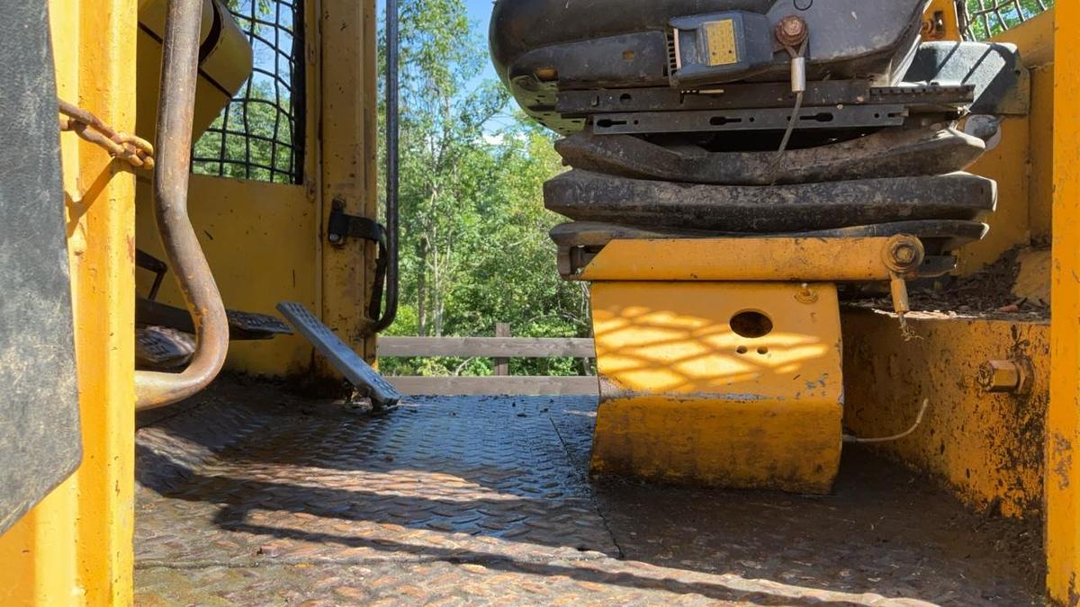 Used 1994 John Deere 540E Cable Skidder