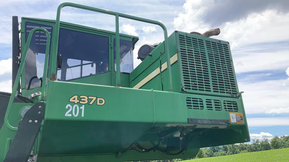Used 2015 John Deere 437D Knuckleboom Loader