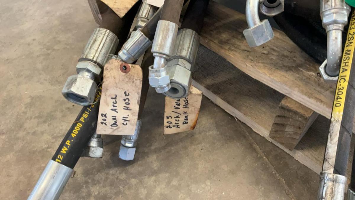 Used Hydraulic Hoses