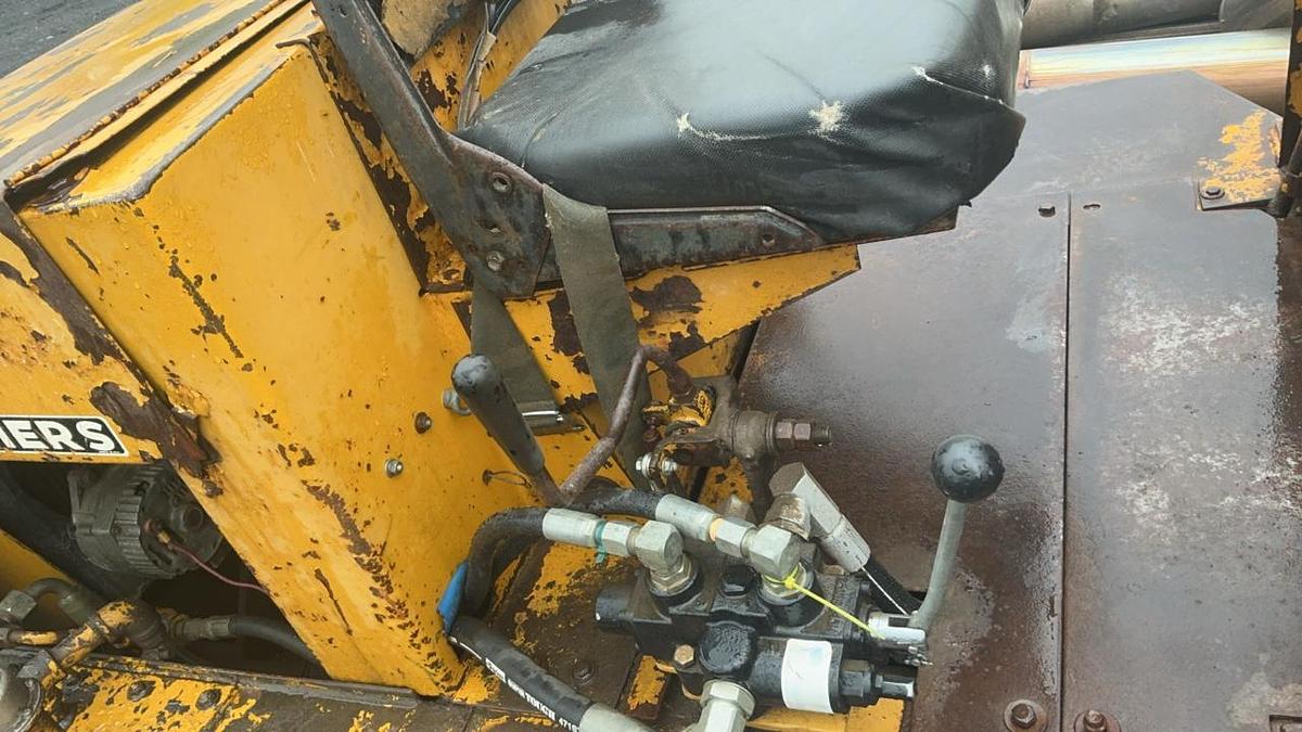 Used Allis Chalmers 540 Wheel Loader