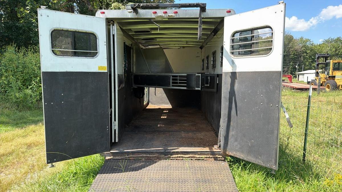 Used Sundowner 4 Horse Trailer