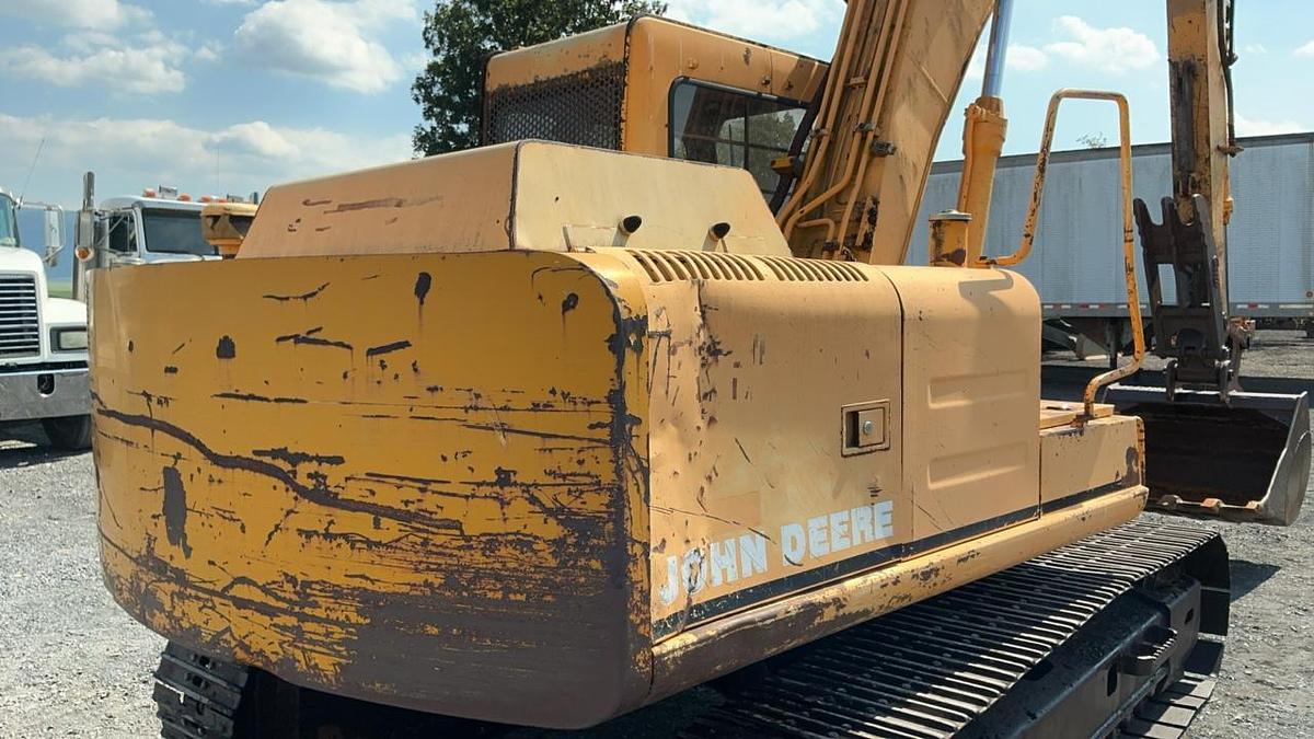 Used 1988 John Deere 490D Excavator