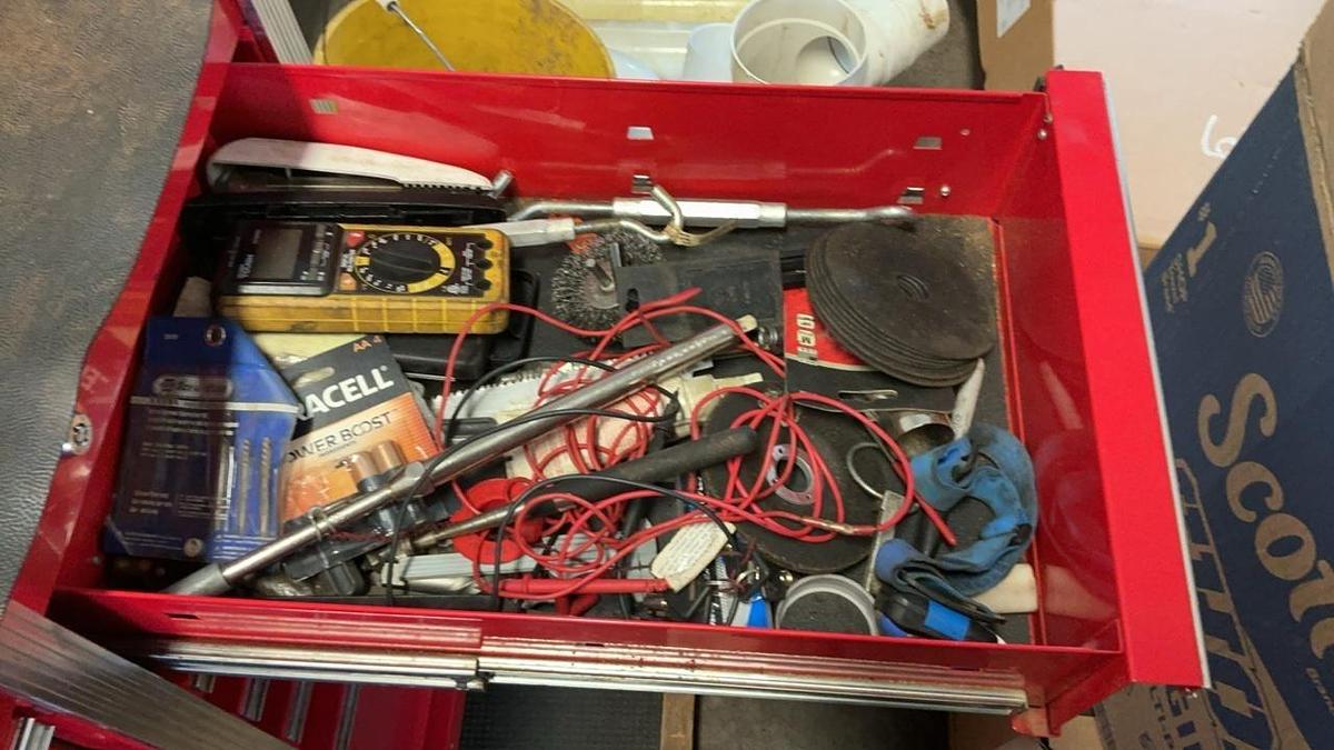 Used U.S. General Tool Box and Contents