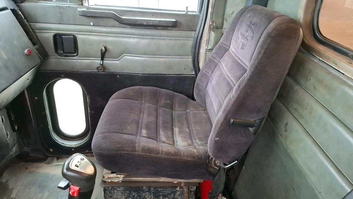 Used 1991 Peterbilt 379 Semi