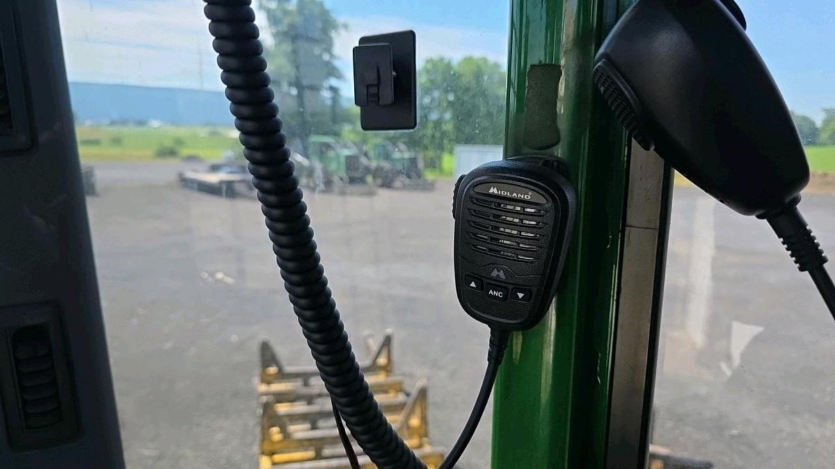 Used 2014 John Deere 437 Knuckleboom Loader