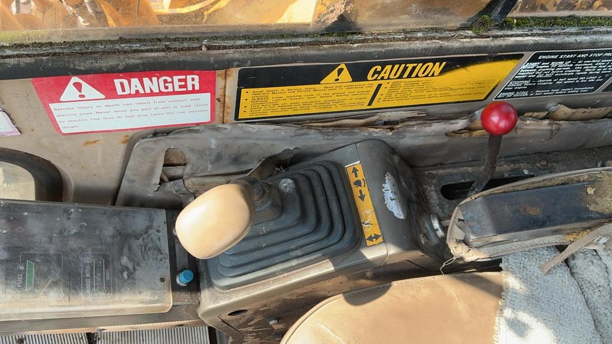 Used 1988 John Deere 490D Excavator