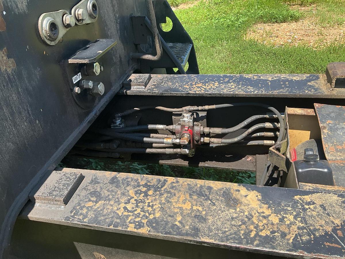 Used 2013 John Deere 437D Knuckleboom