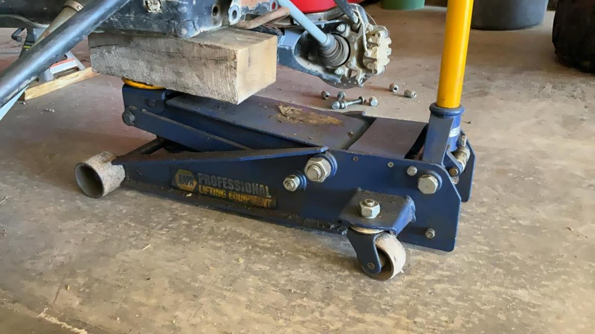 Used Napa Floor Jack and Stands