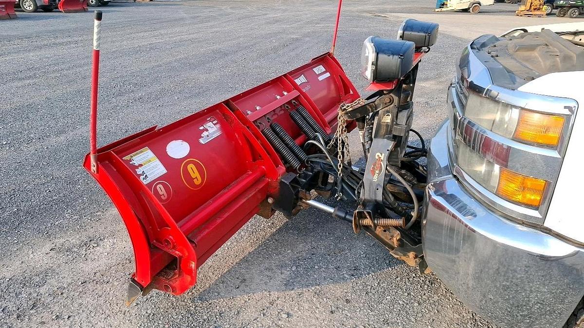 Used 2015 Chevrolet 2500 Flatbed Truck