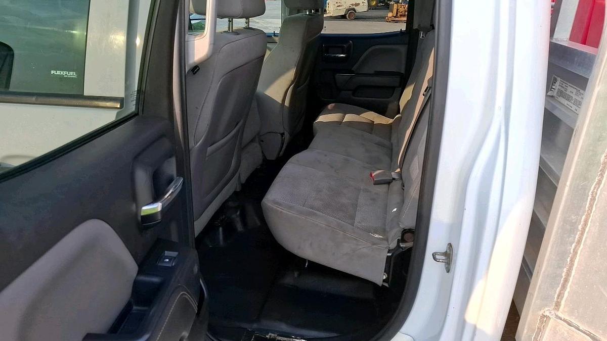 Used 2015 Chevrolet 2500 Flatbed Truck