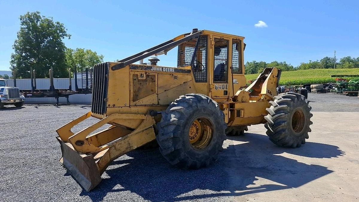 Used 1993 John Deere 640E Cable Skidder
