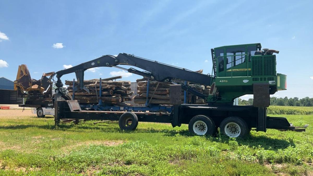 Used 2013 John Deere 437D Knuckleboom