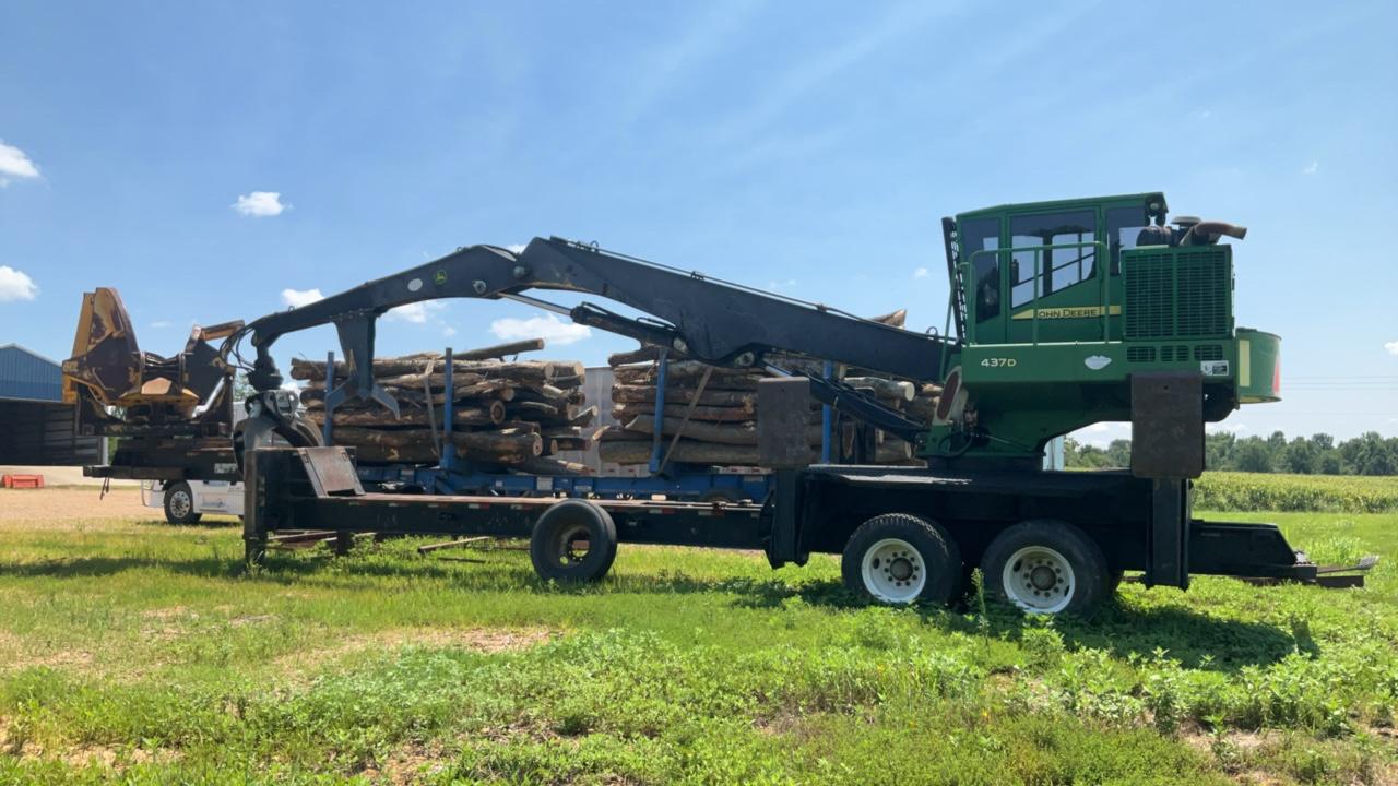 Used 2013 John Deere 437D Knuckleboom