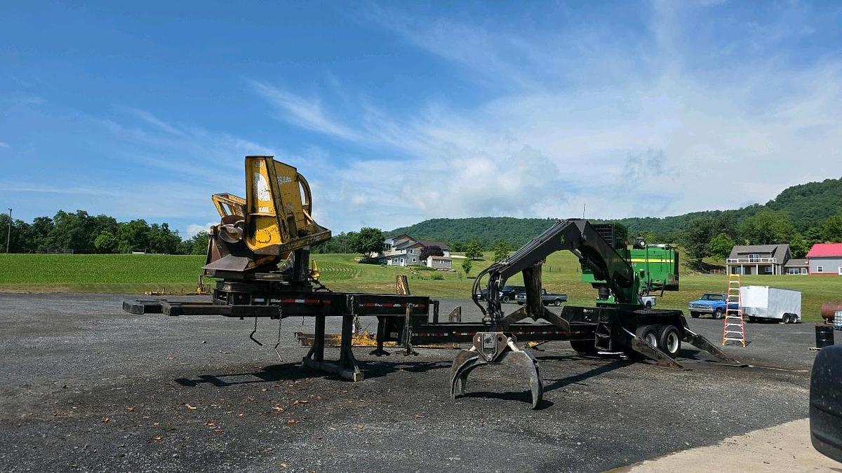 Used 2014 John Deere 437 Knuckleboom Loader