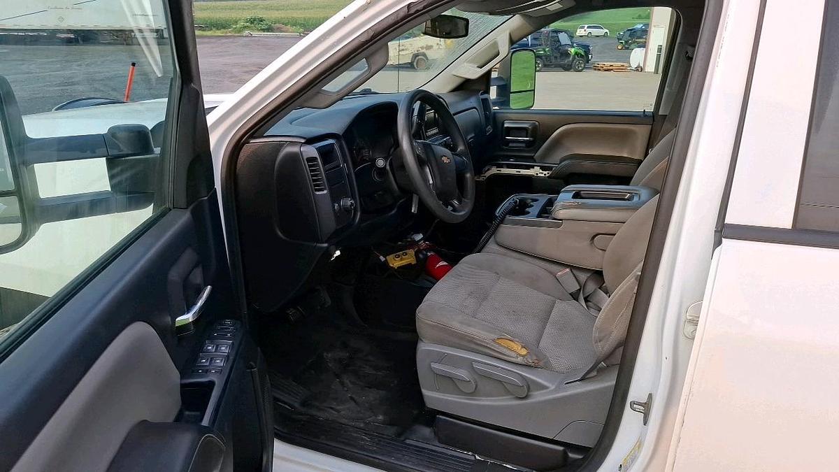 Used 2015 Chevrolet 2500 Flatbed Truck