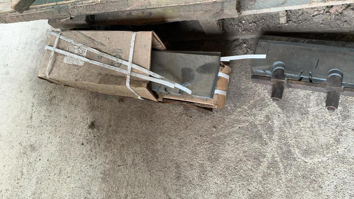 Used Newman G-200 Chipper Knife Grinder