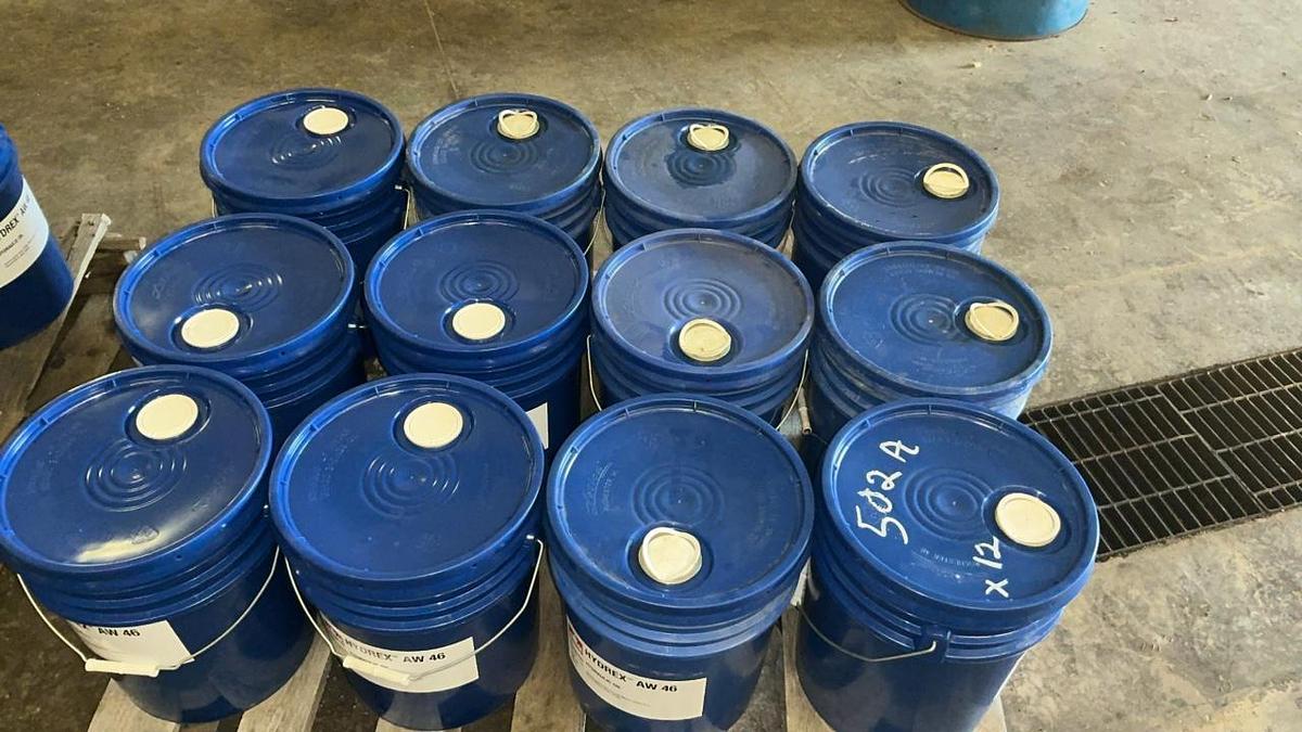Used Hydrex AW 46 Hydraulic Oil