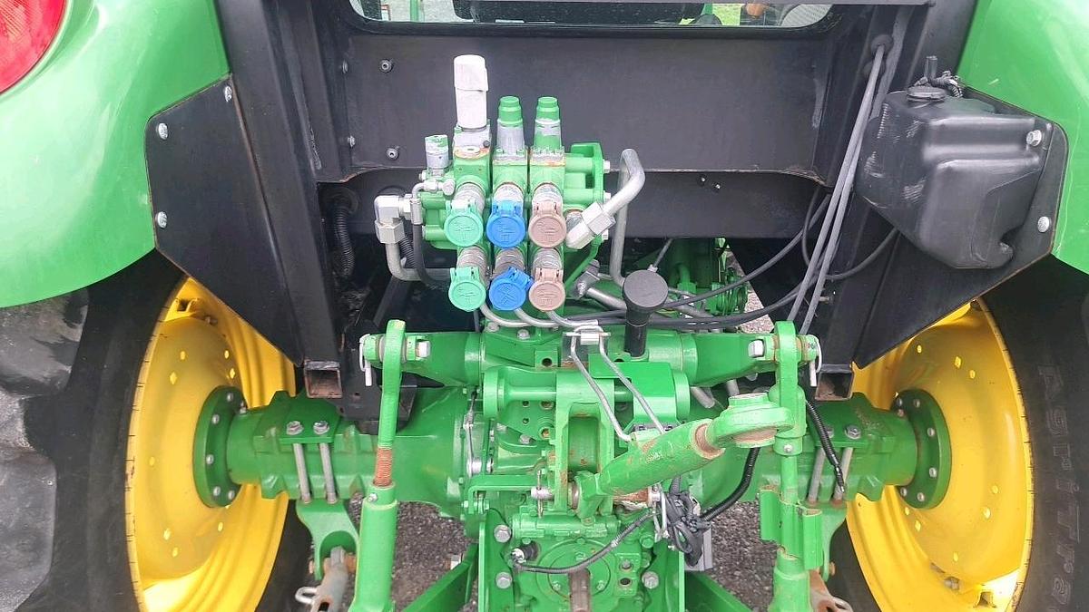 Used 2019 John Deere 5090E Tractor
