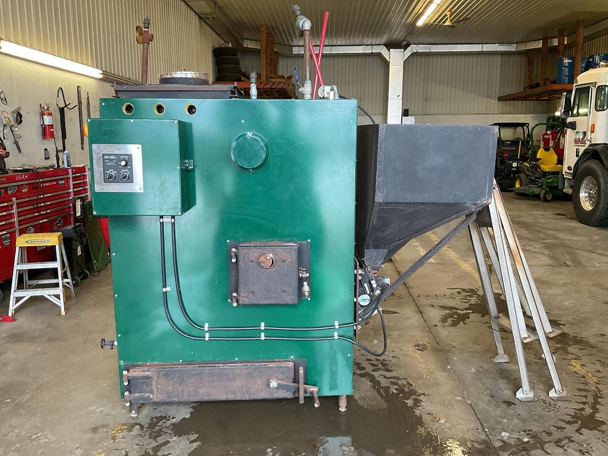 Used Glen Wood 350,000 BTU Coal Furnace