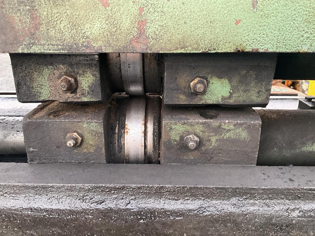 Used Hanchett Stretcher Roller