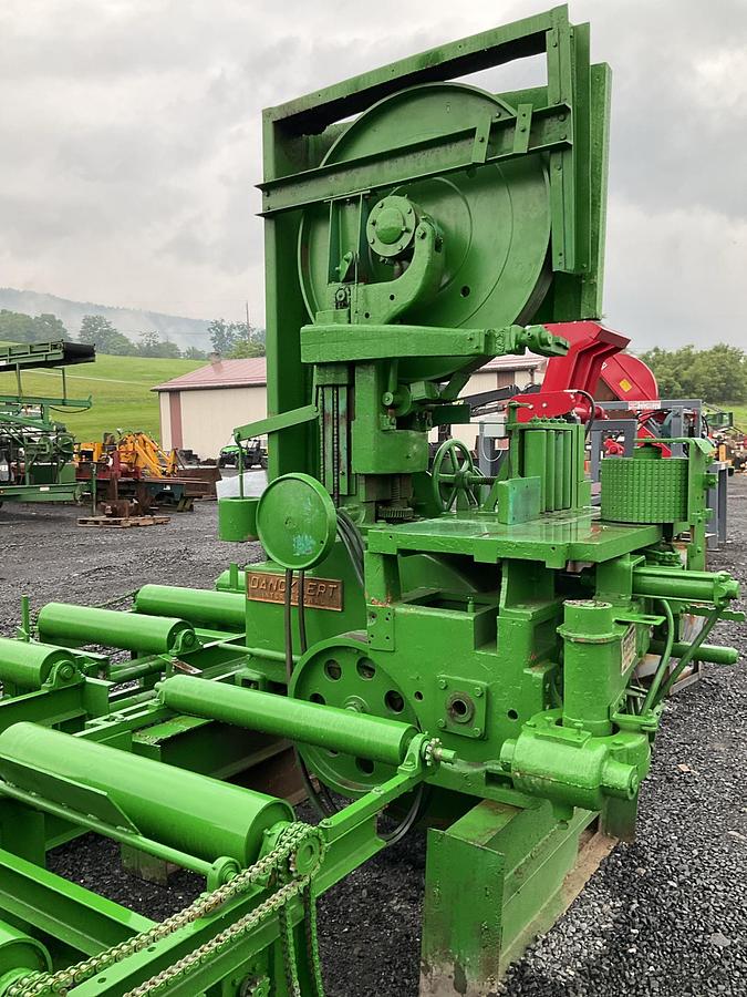 Used Danckaert C36648 Grade Resaw