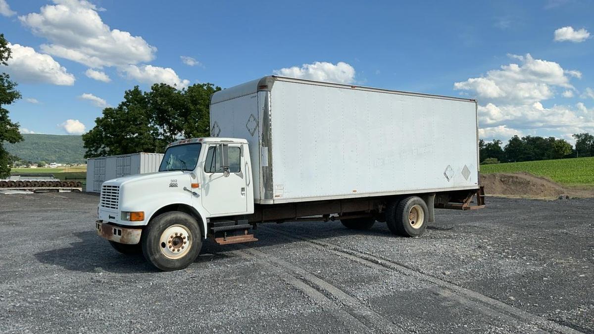Used 1997 International Navistar 4700 4x2 Box Truck