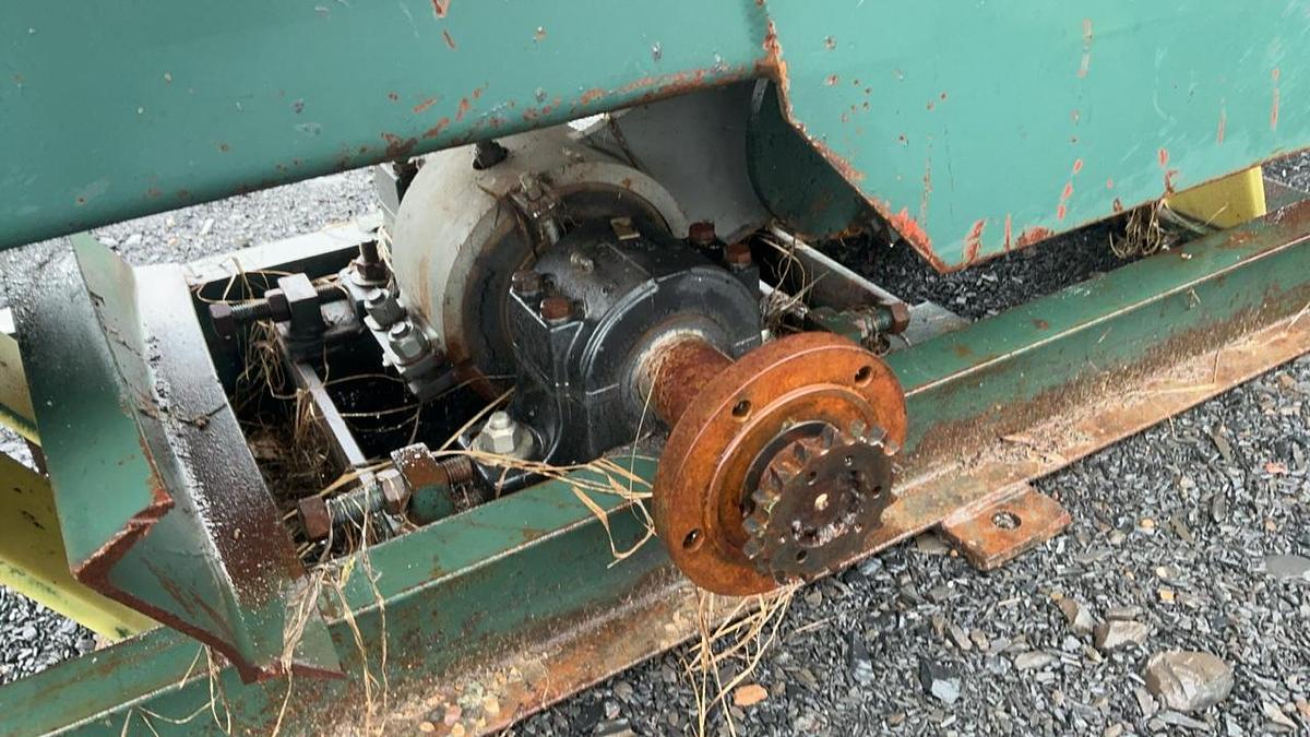 Used Vibrating Conveyors
