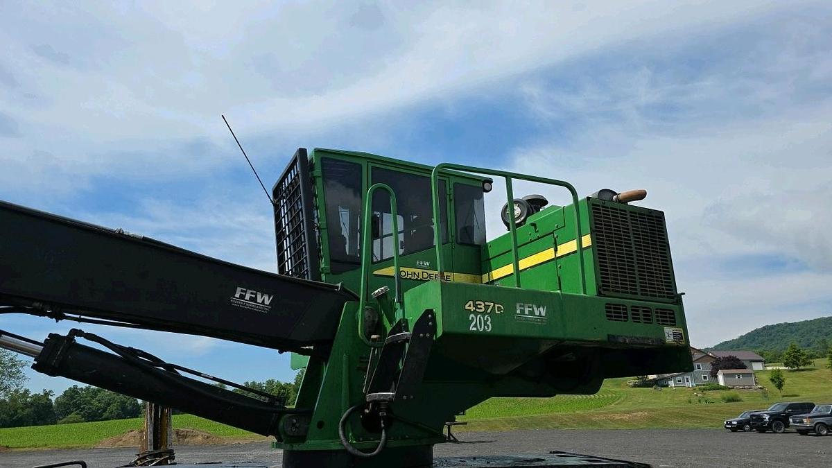 Used 2014 John Deere 437 Knuckleboom Loader