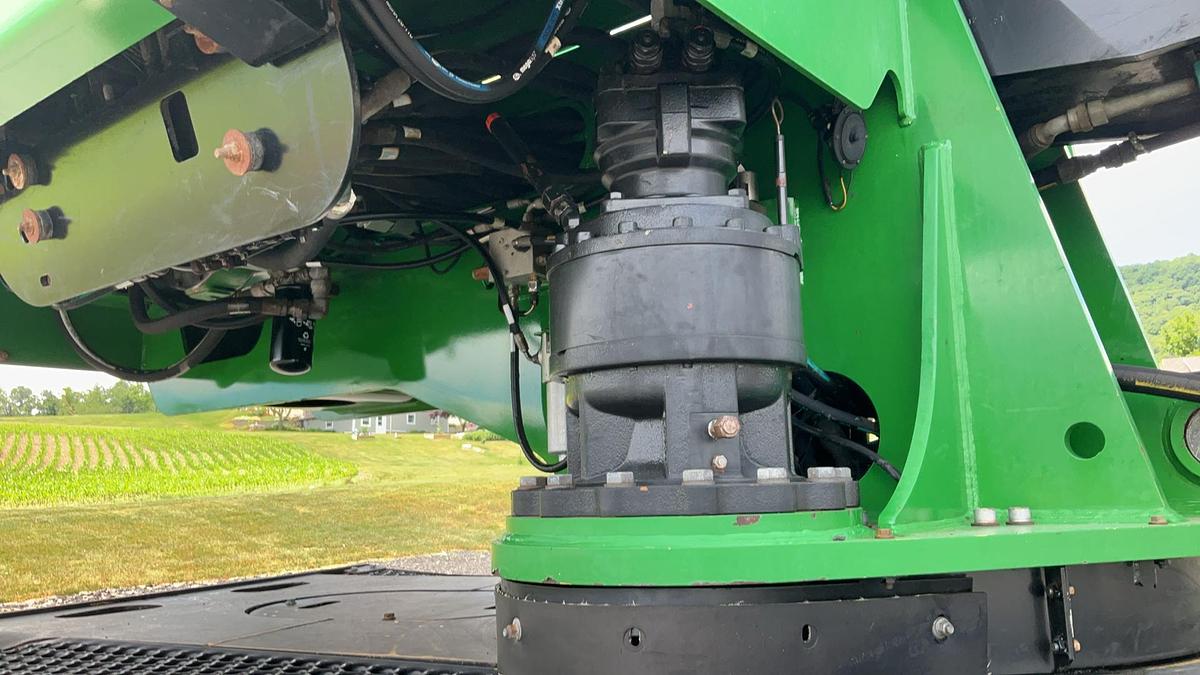 Used 2015 John Deere 437D Knuckleboom Loader