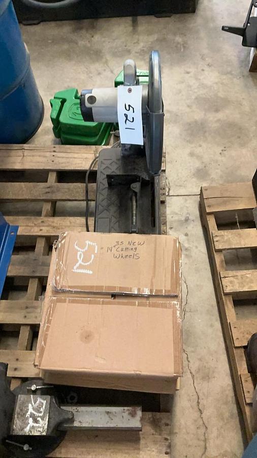 Used Porter Cable Metal Cutting Saw and Blades