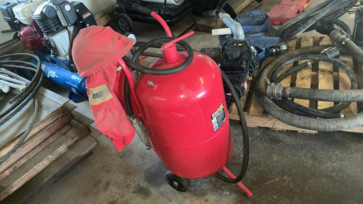 Used Central Pneumatic Abrasive Blaster