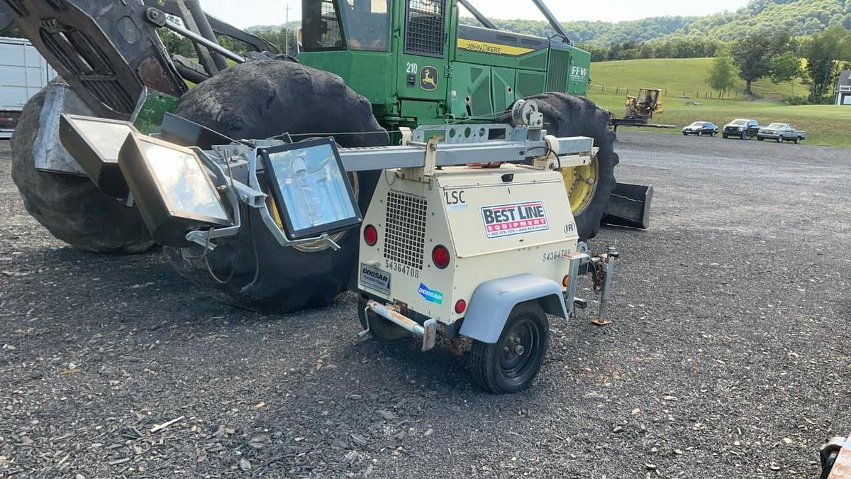 Used 2012 Doosan Portable Lighttower LSC-60HZ-T4F