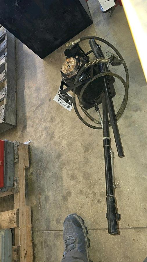 Used 40 Ton Bottle Jack