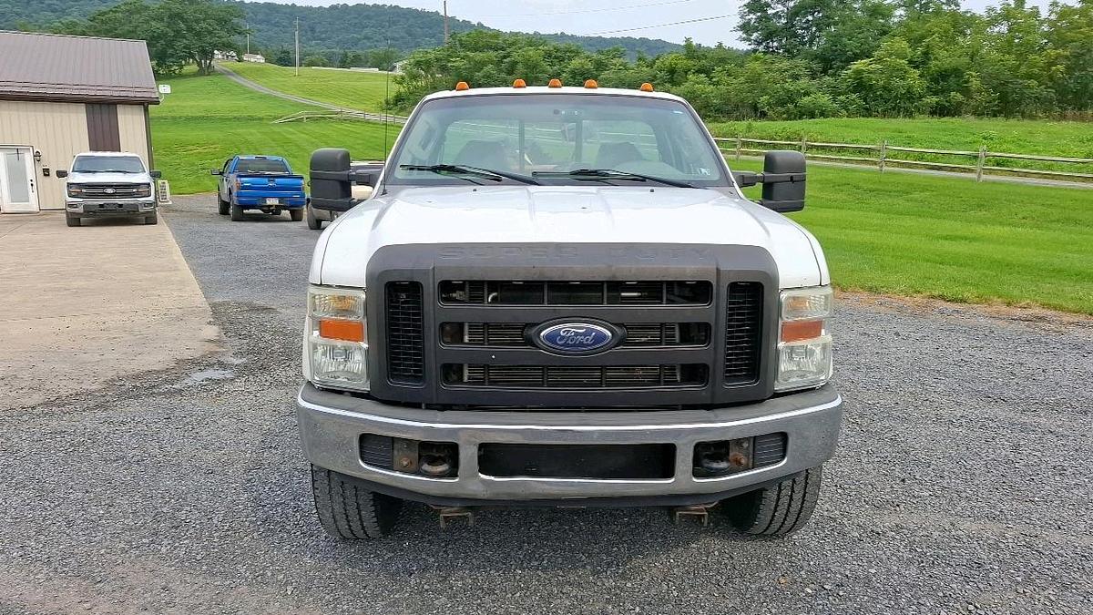 Used 2008 Ford F350 Pickup Truck