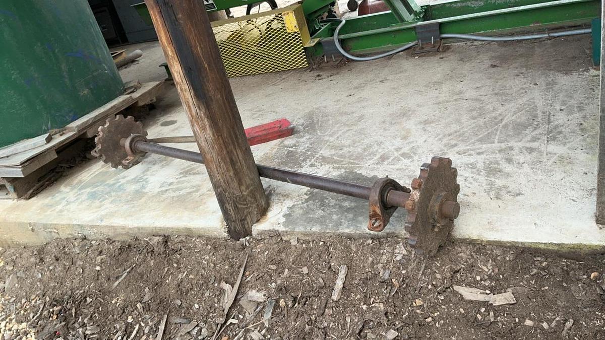 Used Shaft, Sprockets and Chain