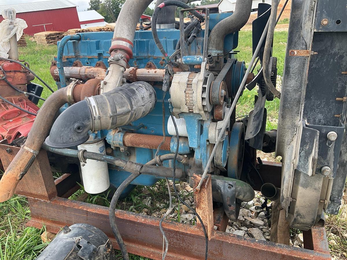 Used 1999 International DT466E Power Unit
