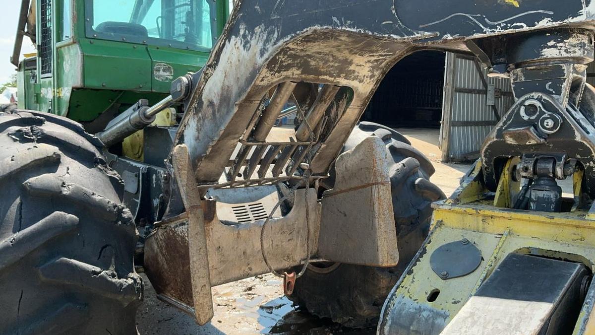 Used 2010 John Deere 548GIII Grapple Skidder