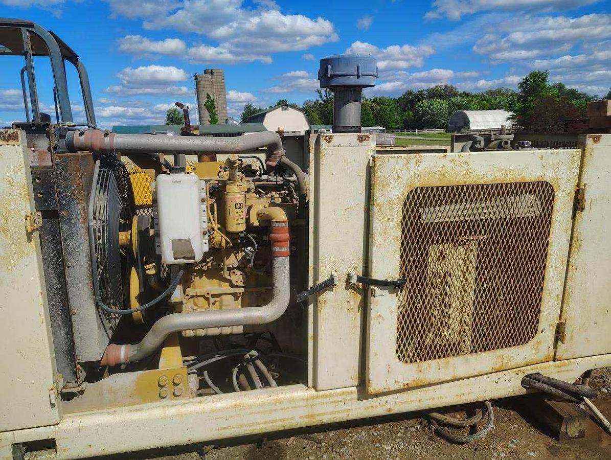 Used 3126 Cat powered Hydraulic Unit